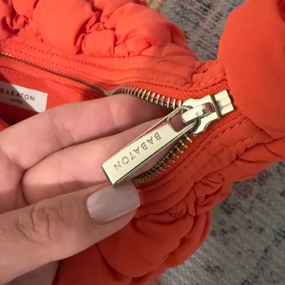 Red Ruched Women's Bag - Picture 3 of 3